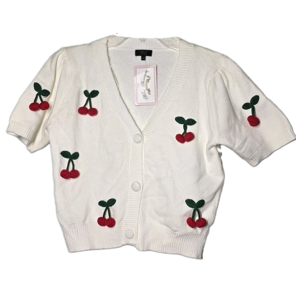 NWT Debut Womens Size S/M Sweater White White 3D Cherries